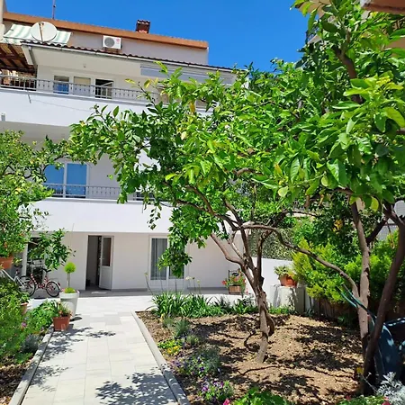 Large In - Makarska Rivijera Just 80m Distance Apartment *