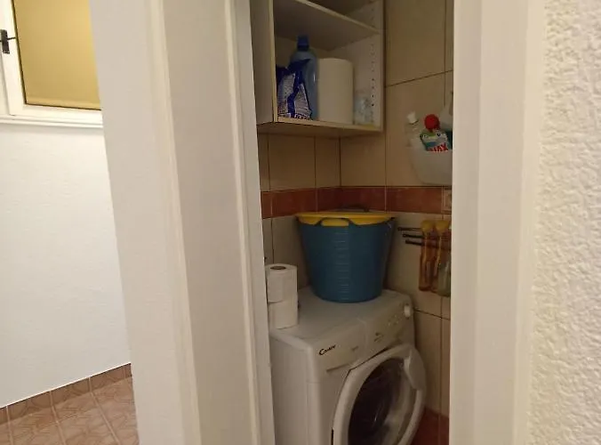 Apartment Large In - Makarska Rivijera Just 80m Distance