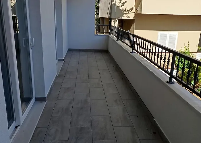 Large In - Makarska Rivijera Just 80m Distance Apartment *